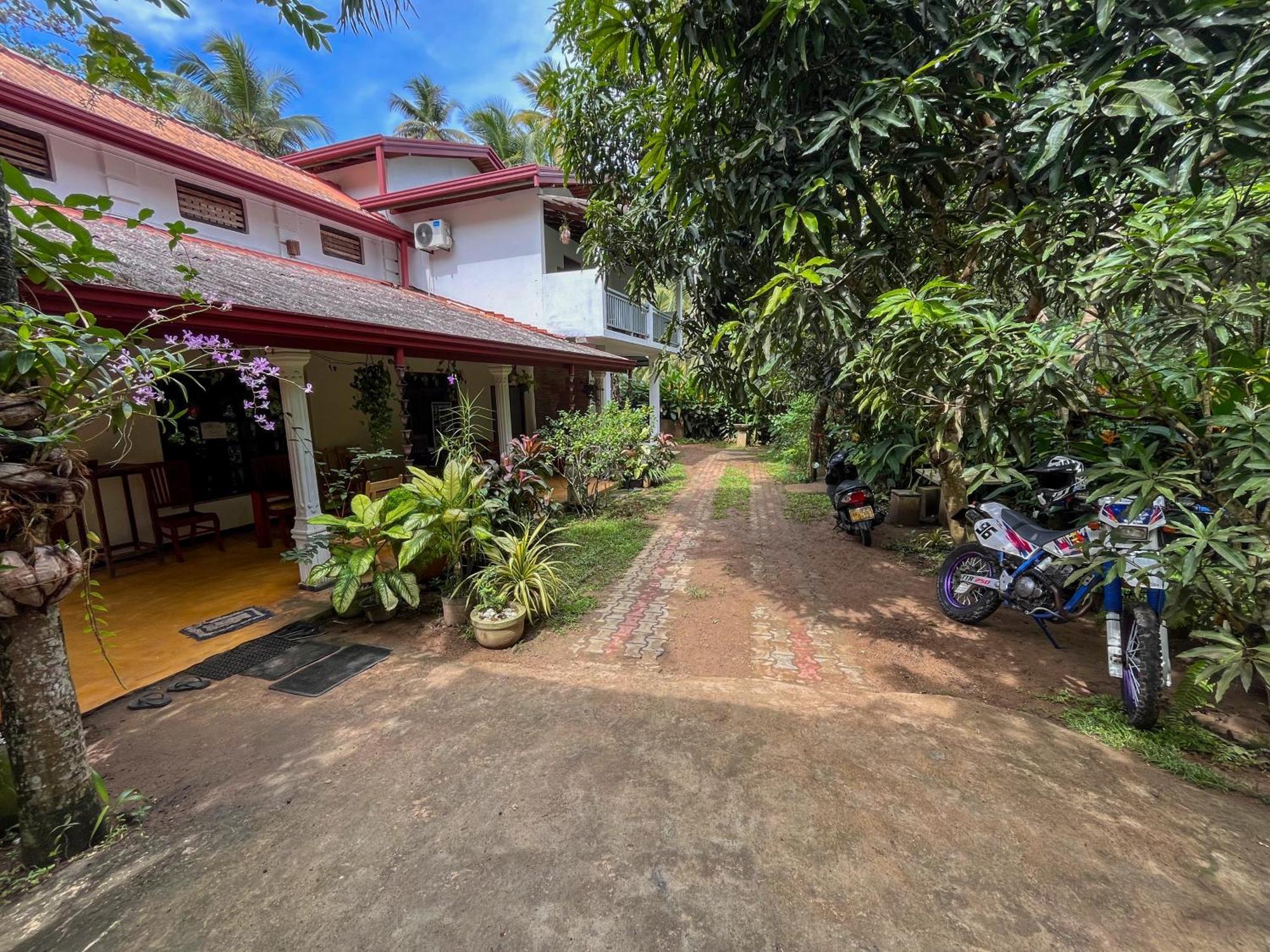 Abraham Beach House Тангалла Экстерьер фото