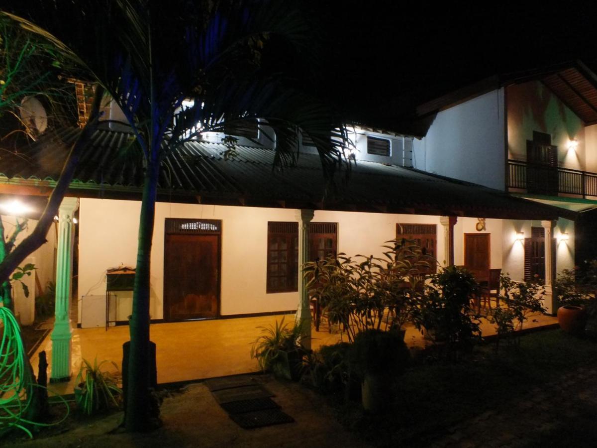 Abraham Beach House Тангалла Экстерьер фото